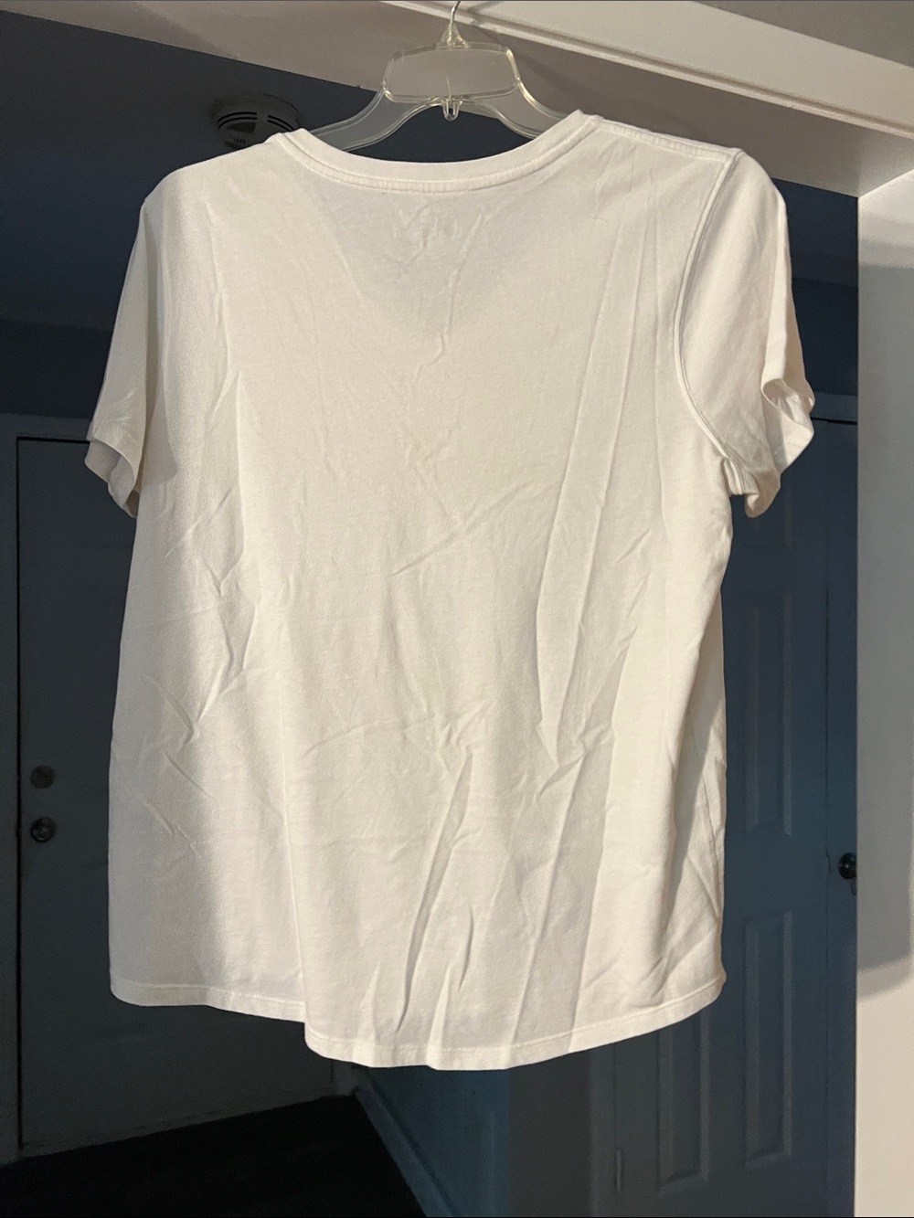 Women’s Carhart T-Shirt - Picture 4 of 4